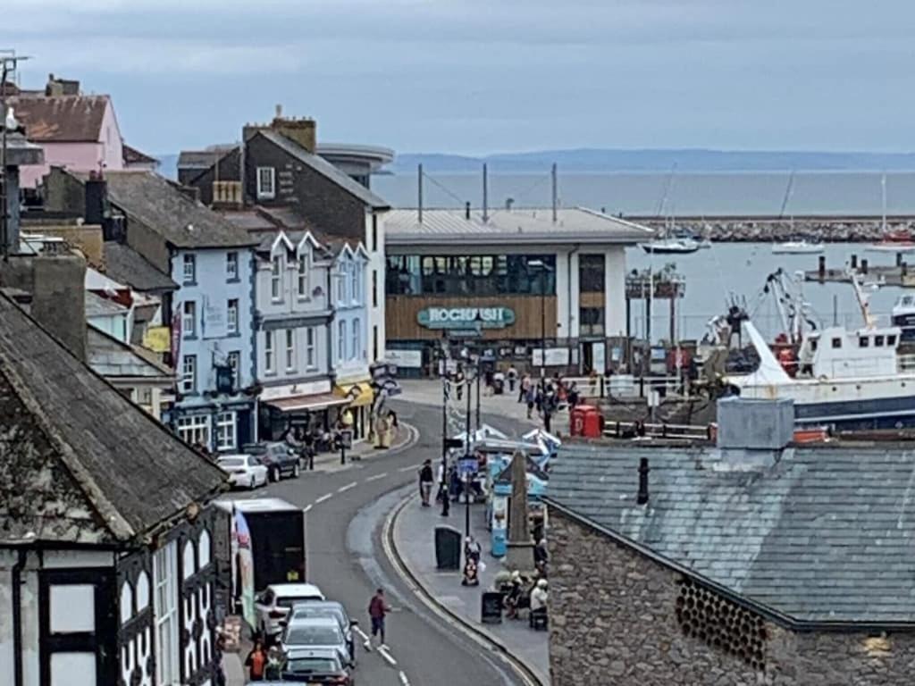 A Modern And Cosy Apartment Just Yards From Brixham'S Bustling Harbourside エクステリア 写真