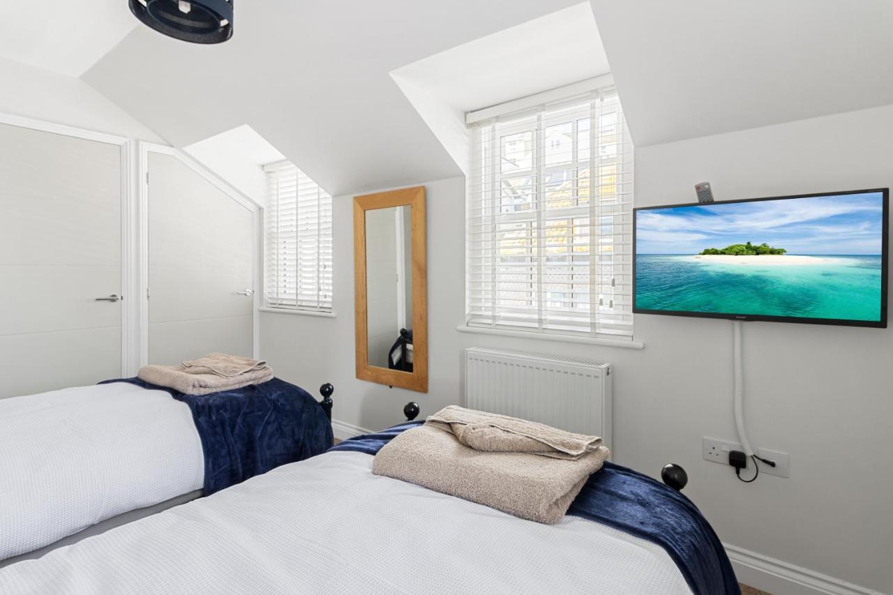 A Modern And Cosy Apartment Just Yards From Brixham'S Bustling Harbourside エクステリア 写真