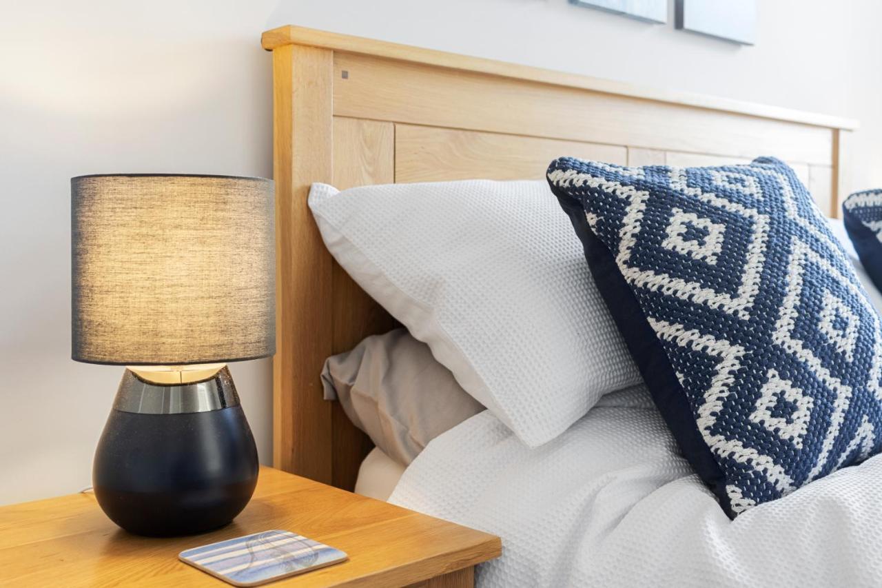 A Modern And Cosy Apartment Just Yards From Brixham'S Bustling Harbourside エクステリア 写真