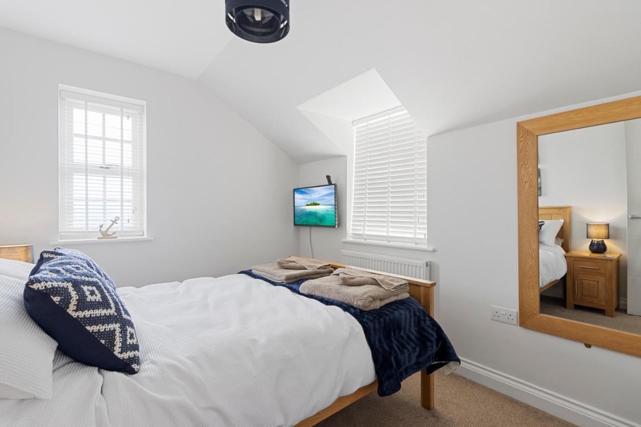A Modern And Cosy Apartment Just Yards From Brixham'S Bustling Harbourside エクステリア 写真